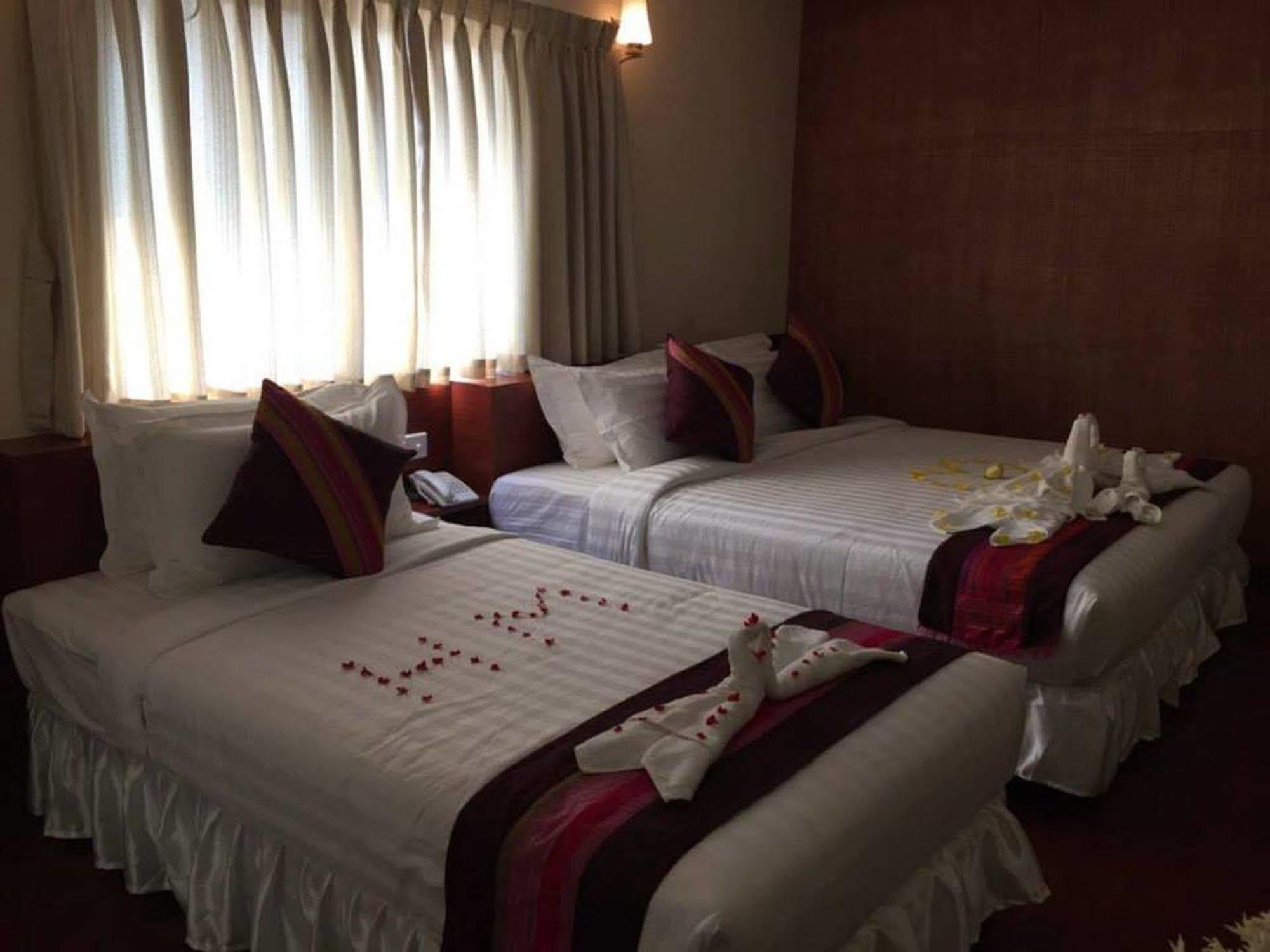 Hotel Memory Sittwe Ngoại thất bức ảnh