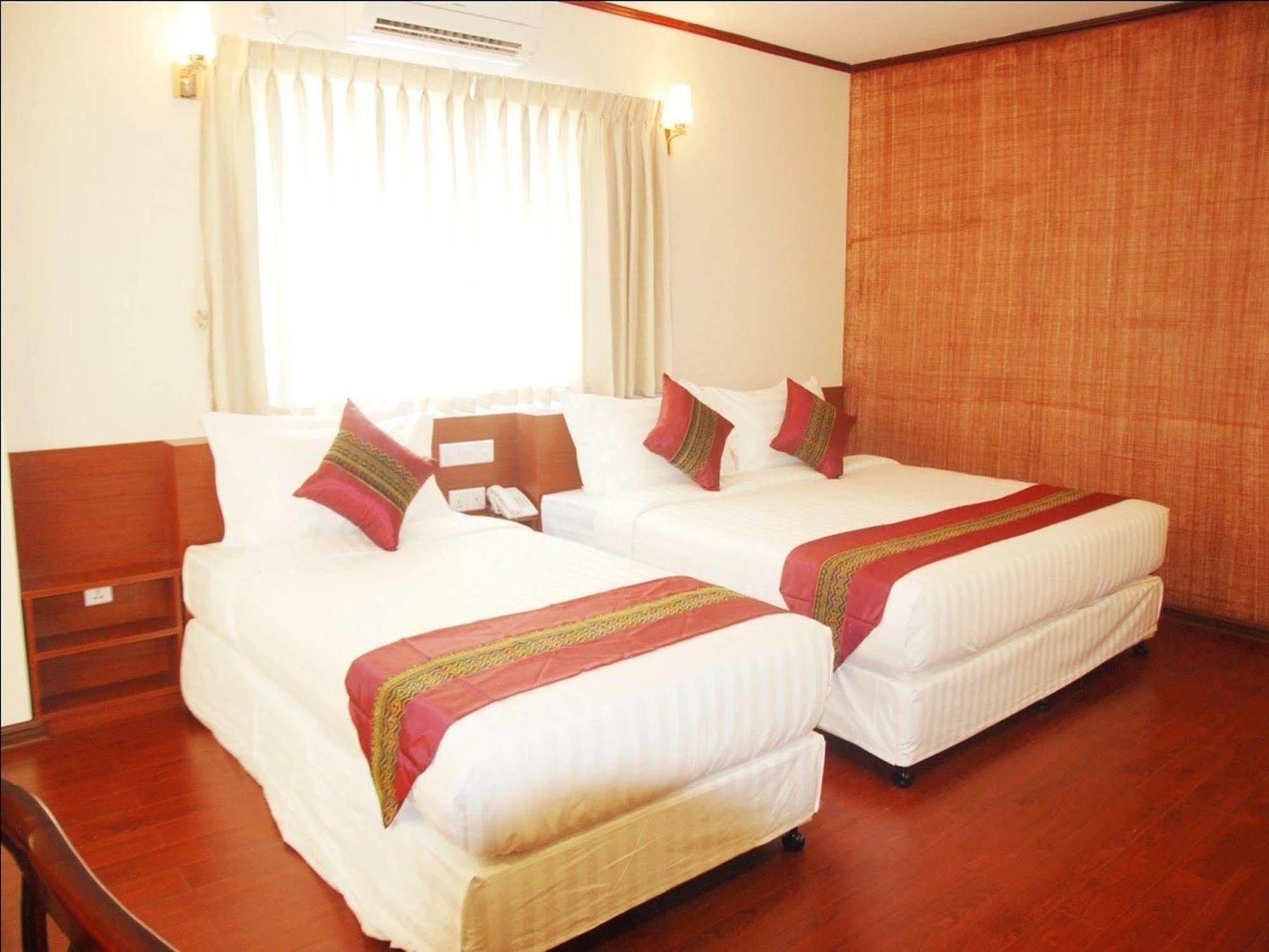 Hotel Memory Sittwe Ngoại thất bức ảnh